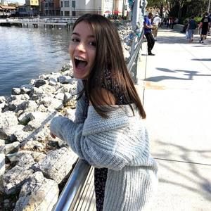 Meet your Posher, Annie